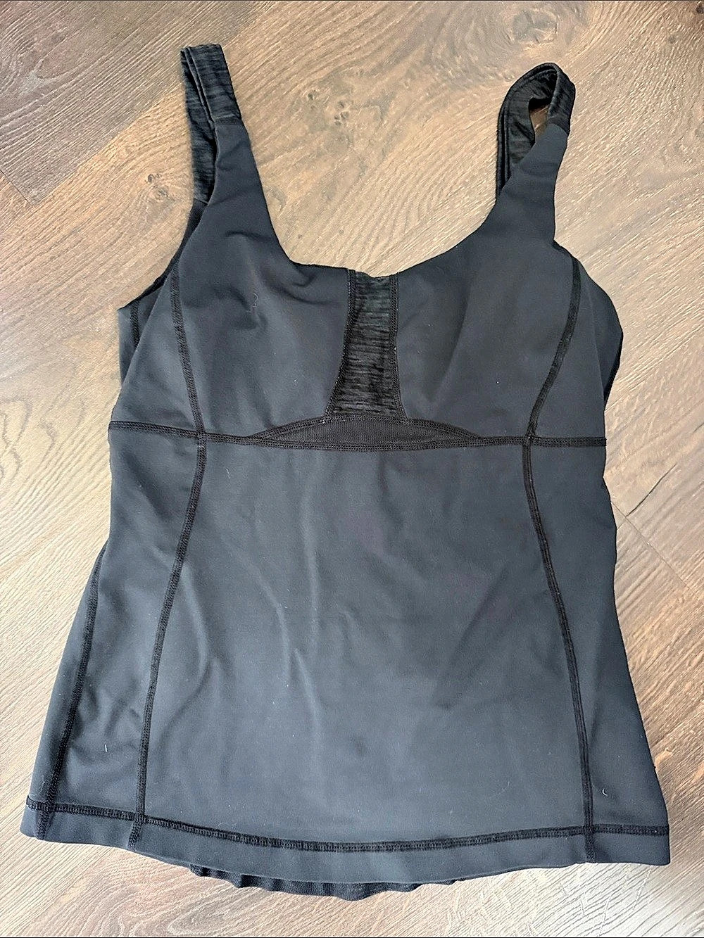 lululemon Mesh Panelled Training Shelf Tank Top Black Size 4